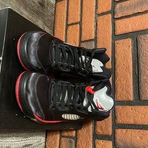 Air Jordan 5 Retro Satin Bred (11/03/2018) Size 8.5 Men’s